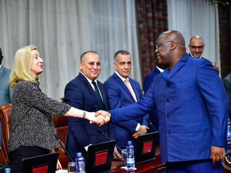 Félix Tshisekedi avec les ambassadeurs 