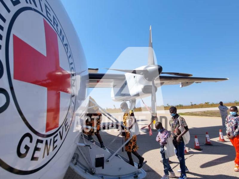 Opération de réunification familiale organisée par le CICR