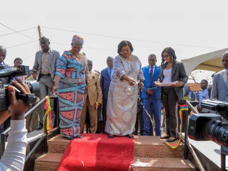 Rose Mutombo à l'inauguration de nouveaux pavillons à la prison de Dilala