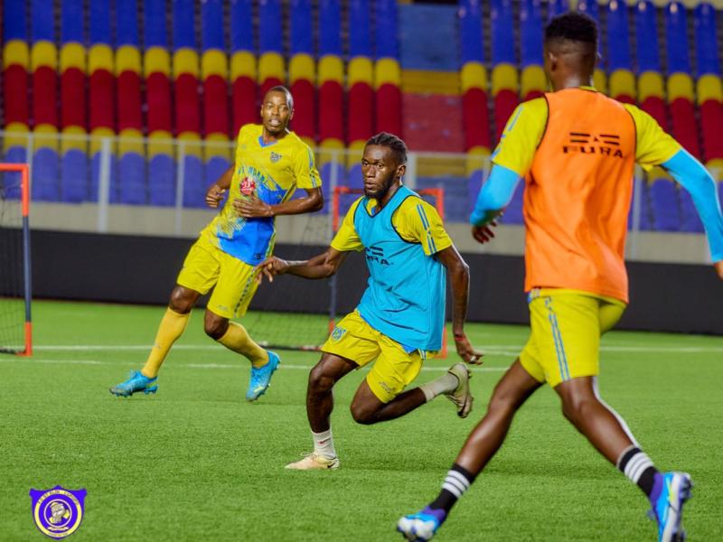 Les joueurs de Lupopo à l'entrainement