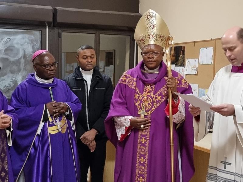 Cardinal Ambongo, prenant possession de Saint Gabriel Archange, l'église de son titre cardinalice