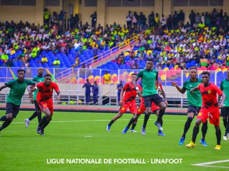 As Vclub lors d'un match du championnat national au stade des Martyrs 