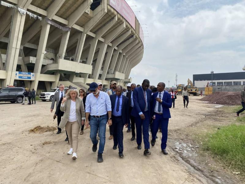 Visite de l'administratrice de l'OIF au stade des Martyrs en prévision des IXès jeux de la Francophonie 