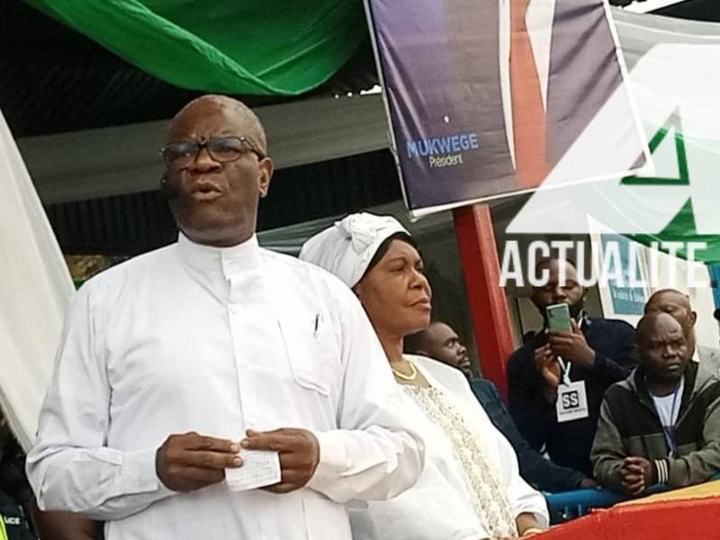 Denis Mukwege en meeting à la place de l'indépendance à Bukavu