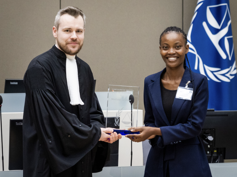 Le prix du « Meilleur orateur » est décerné à Debora Sabanga de l’UNIKIN