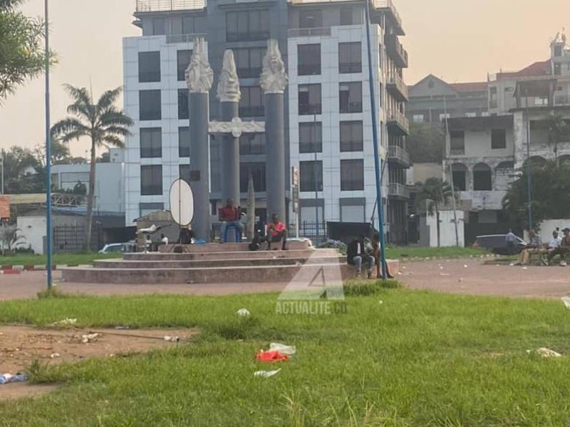 Place des victimes du GenoCost, ex-place des Evolués 