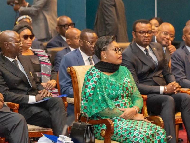 Judith Suminwa ainsi que les membres de son gouvernement à l'Assemblée nationale 