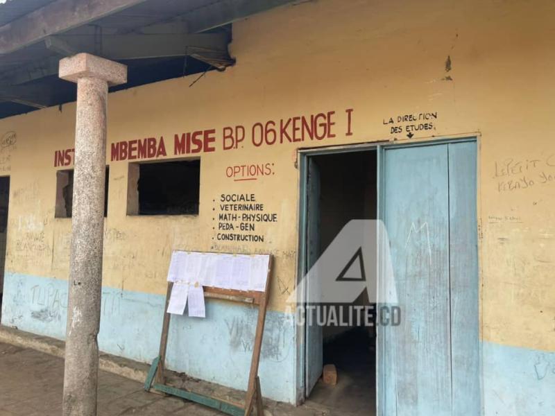 Institut Mbemba à Kenge 