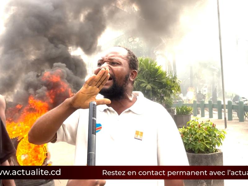 Manifestation devant l'ambassade des USA à Kinshasa